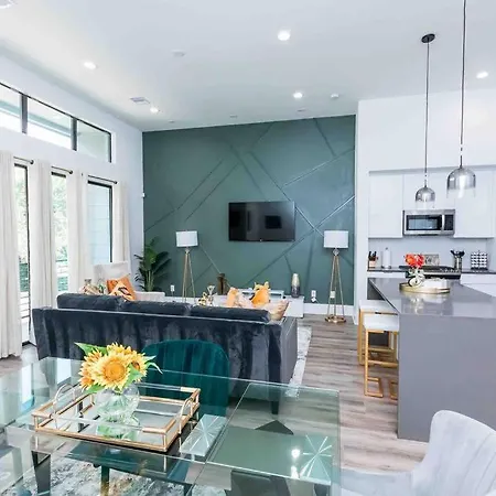 Contemporary Luxe Home 10Mins From Dt Houston!!!